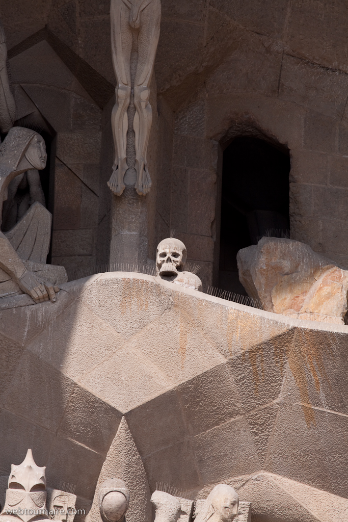 Barcelona - la Sagrada Familia - la Façade de la Passion