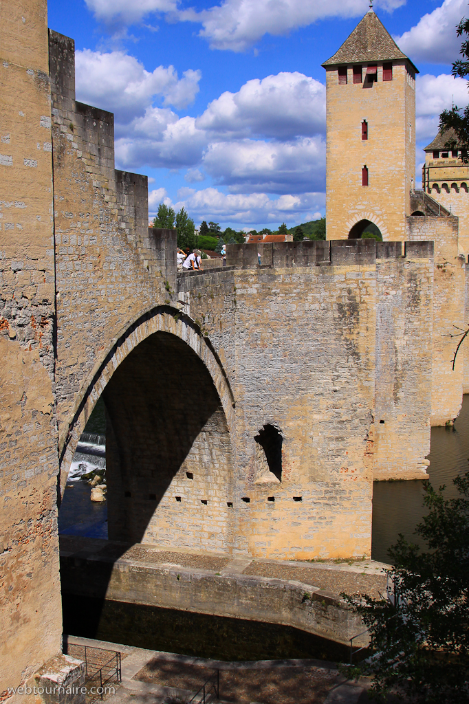 Cahors - le pont Valentré