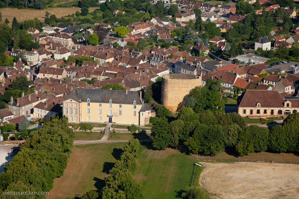 Saint Sauveur en Puisaye - Yonne 89