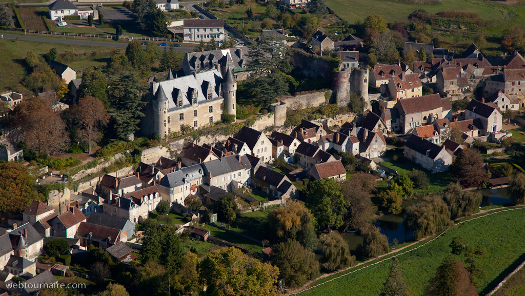 Montrésor - Indre et Loire - 37