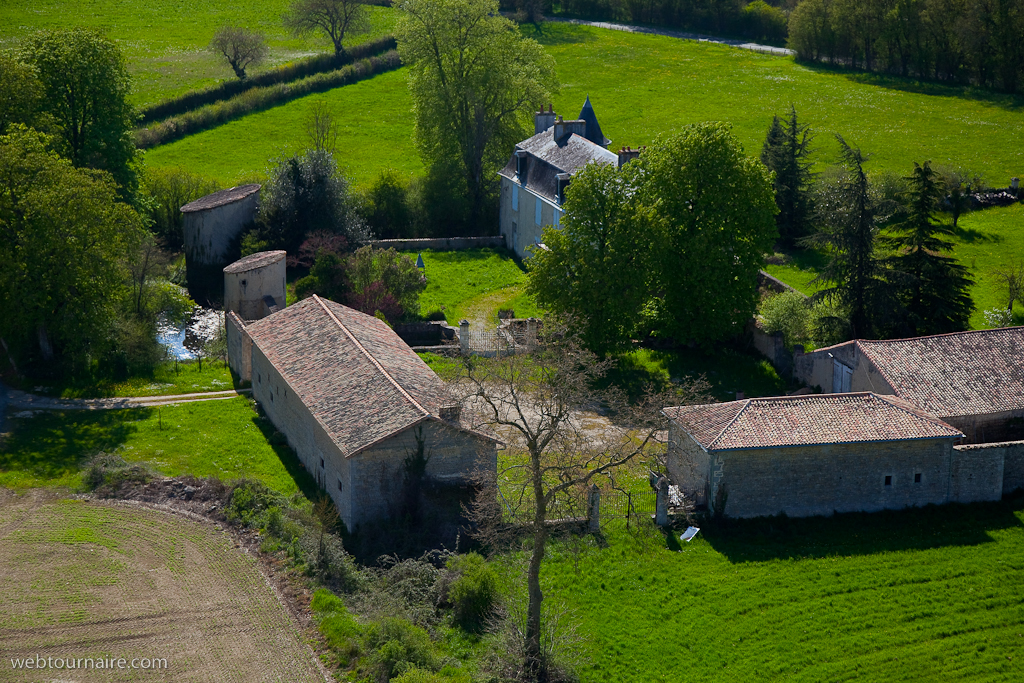 Courgé - Deux Sèvres - 79