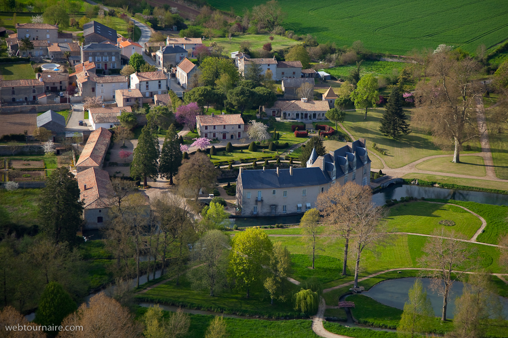 Salles - deux Sèvres - 79