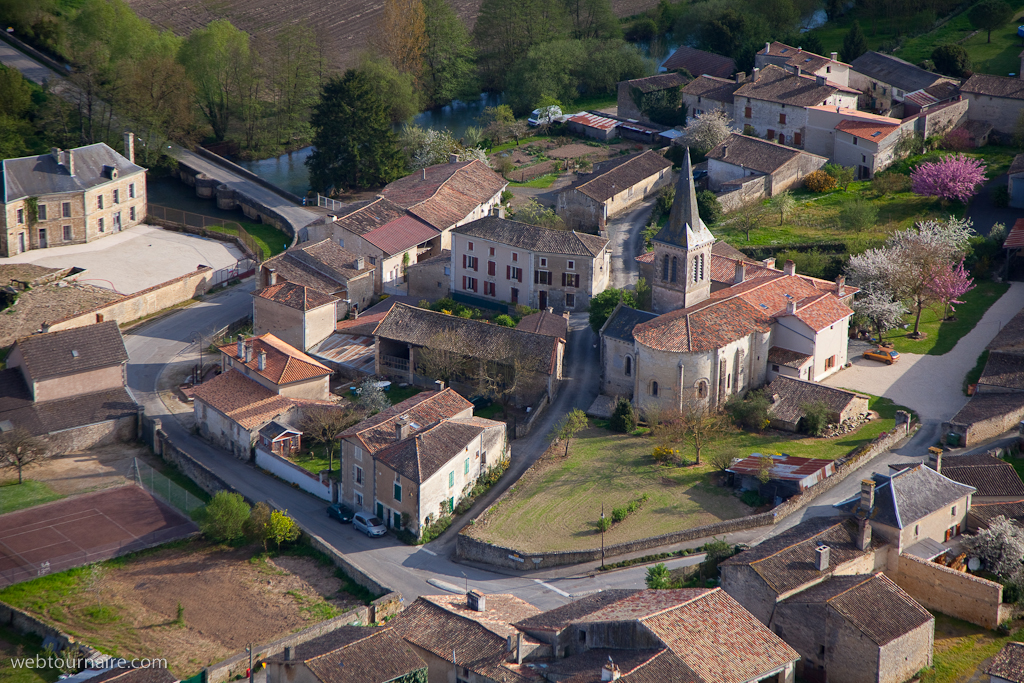 Salles - deux Sèvres - 79