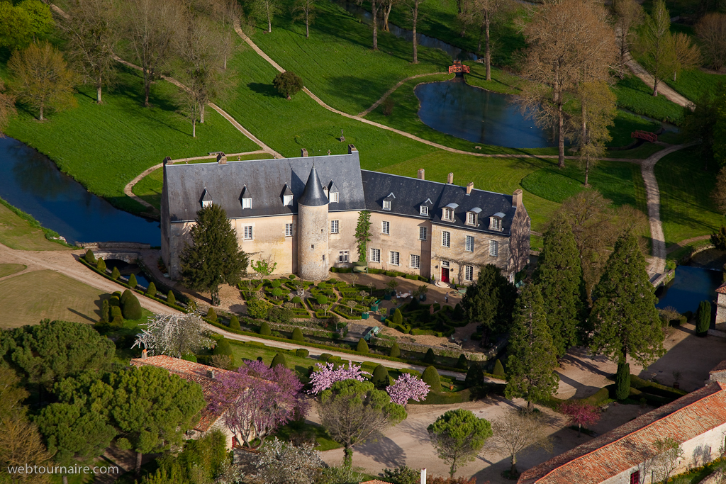 Salles - deux Sèvres - 79