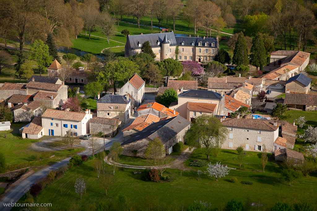 Salles - deux Sèvres - 79